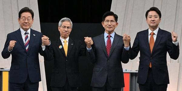 이재명 김문수 콘텐츠 공약 살펴보니, 넷플릭스가 흔드는 생태계 보호막 없다