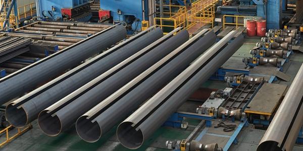 트럼프 철강 25% 추가 관세에 강관회사 비상, 이휘령 세아제강 내수 부진 겹쳐 진땀