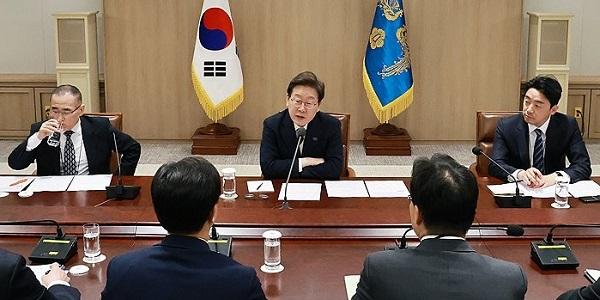 이재명 첫 행정명령 '비상경제점검 TF 구성', 대통령실 근무자 복귀도 지시