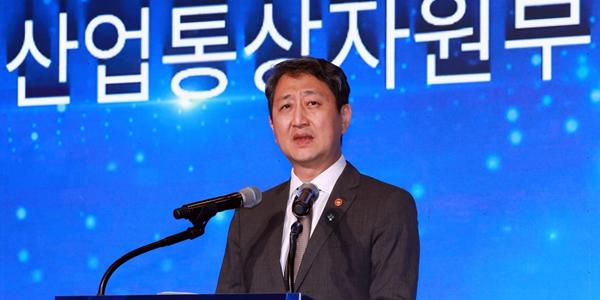 산업부 장관 안덕근 미국 철강관세 50%에 총력 대응 방침, 