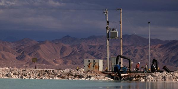 배터리용 리튬 가격 5월까지 30% 하락, 코발트 니켈도 '공급 과잉'