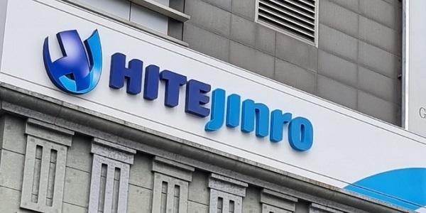 경제개혁연대 하이트진로 이사 상대로 주주대표소송 제기, 390억 배상 청구