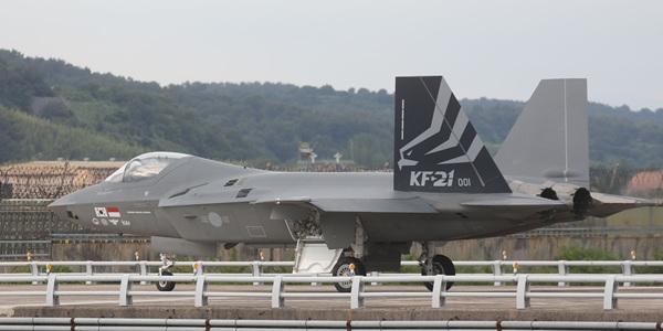 한화 두산 '한국형 전투기' 엔진 경쟁에 롤스로이스 참전하나, 