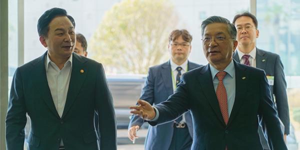 [씨저널] 이한준 토지주택공사 고질병 내부통제 및 부채비율과 씨름, 3기 신도시 품질로 평가받는다  