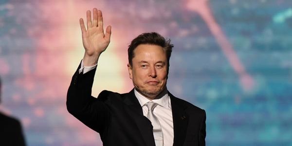 일론 머스크 xAI 자금 수혈 스페이스X로 정면돌파, 테슬라 주주 신뢰 '시험대'