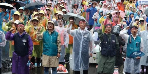 '슈퍼위크' 가고 '하계투쟁' 온다, 노동계 집중 포화에 노란봉투법안 속도 붙나