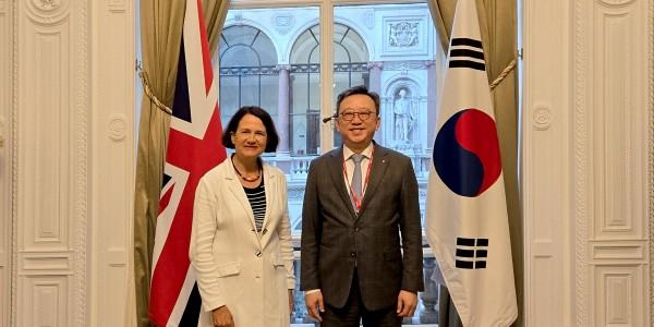 신한은행 영국 내 투자 3조7천억까지 확대, 영국 정부와 투자 협력 모델 구축