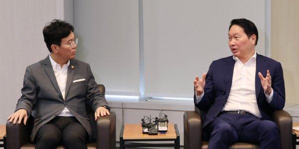 [노란봉투법 대혼란③] SK그룹 최태원 벼르는 노조에 '초긴장', 수만개 하청 파업 땐 주력사업 타격 불가피 