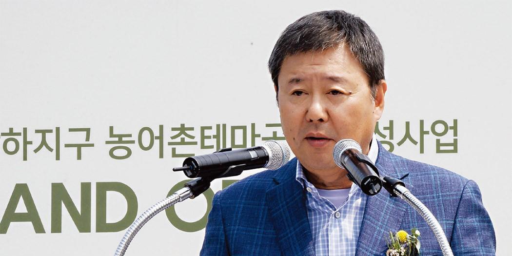 김정완 매일유업 지분 미미한 아들 김오영에게 승계 어떻게 하나, 제로투세븐 지분 활용 주목 