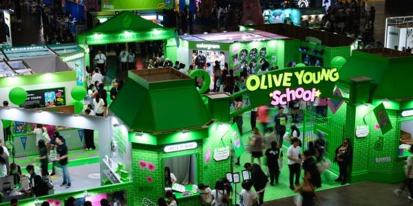 CJ올리브영 미국 '케이콘 LA 2025'에 부스 열어, 3만6천 명 방문