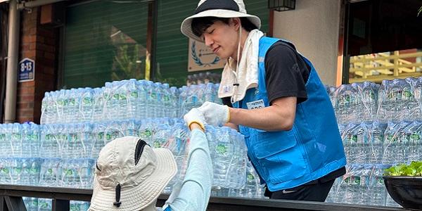 SPC그룹, 폭염 극복 위해 취약계층에 생수로 시원한 나눔 전해