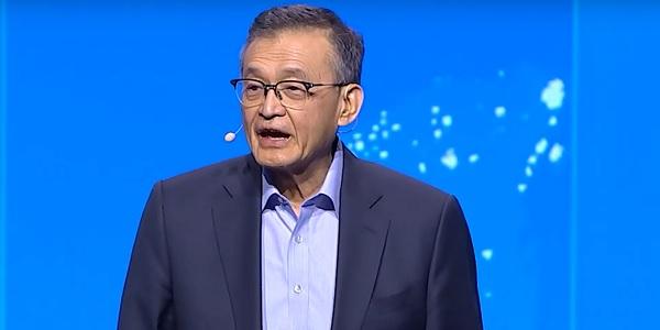 트럼프 반도체 관세로 인텔에 빅테크 투자 이끄나, 삼성전자 TSMC 외 대안 명분으로