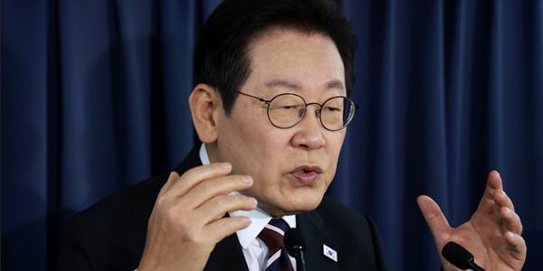 미국 도착한 이재명, 트럼프 전방위적 압박 뚫고 정상회담 성공할까