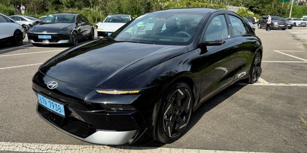 [시승기] 새 디자인으로 돌아온 현대차 '더 뉴 아이오닉6', 운전 재미에 주행거리·승차감 다 갖췄다