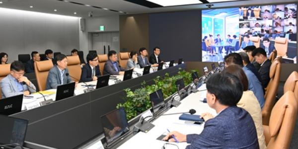 한국공항공사 자회사 파업 돌입, 여객 회복으로 경영평가 높일 기회 놓치나 