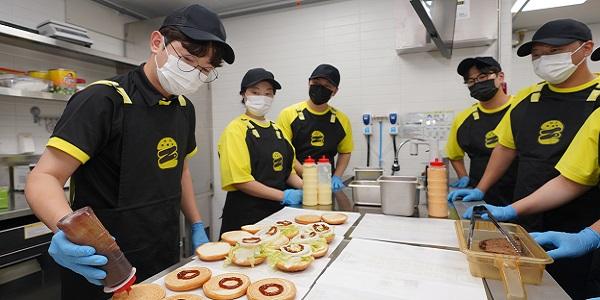 신세계푸드 노브랜드 버거, 출점 가속화에 'NBB 아카데미' 확장 오픈