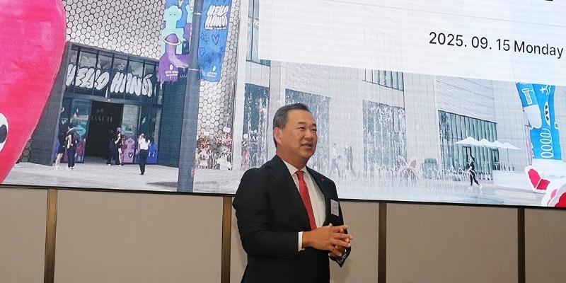 롯데쇼핑 주가 부진해 소액주주 행동 나서, 김상현 주주환원에 자사주 매입·소각도 넣을까 