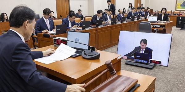 국회 정무위, SK 최태원·MBK 김병주·KT 김영섭·롯데카드 조좌진 국감 증인으로 채택