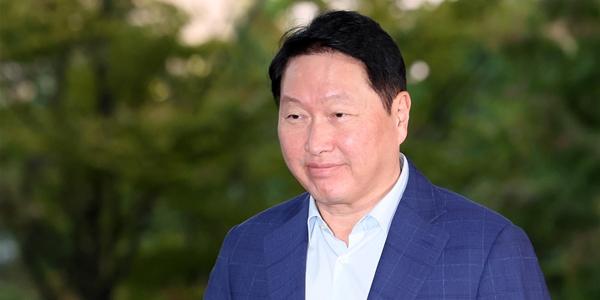 최태원 미국 출장길에 