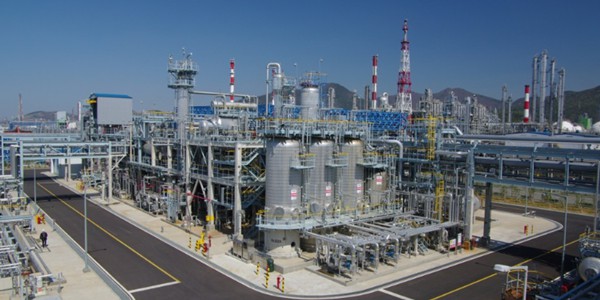 여천NCC 공동주주인 한화솔루션 DL케미칼과 원료 공급계약 완료, 구조조정 속도 붙어