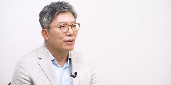 [Who Is ?] 김태유 아이엠비디엑스 대표이사 