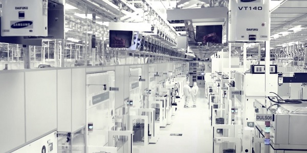 2나노 파운드리 싹쓸이한 TSMC와 '정면 승부' 어렵다, "삼성전자 틈새 시장 집중 불가피"