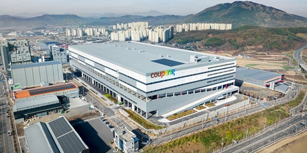 [데스크리포트 1월] 쿠팡 반드시 바꿔야 한다, 다만 서비스 죽여서는 안 된다