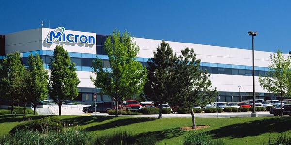 삼성전자 SK하이닉스 투자 확대에 메모리반도체 '공급과잉 재개' 우려 떠올라