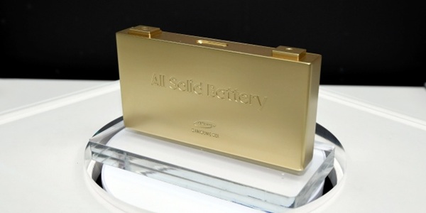 [2026 위키탈출 키맨⑩] <a href='https://www.businesspost.co.kr/BP?command=article_view&num=388330' class='human_link' style='text-decoration:underline' target='_blank'>최주선</a> 삼성SDI '실적 반전' 정조준, ESS용 배터리 공급 확대와 전고체 배터리 개발 사활