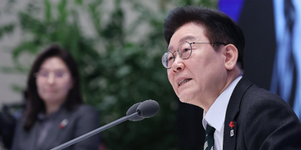 <a href='https://www.businesspost.co.kr/BP?command=article_view&num=425512' class='human_link' style='text-decoration:underline' target='_blank'>이재명</a> 다주택자 양도소득세 중과세 의지 재확인, 6월 지방선거 뒤 '보유세' 카드 촉각