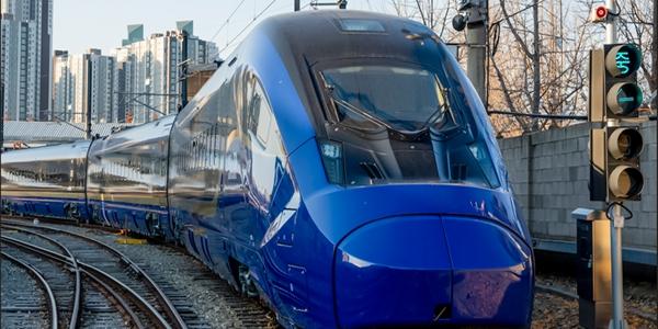 현대로템 2세대 고속철 'EMU-320' 초도분 코레일에 조기 출고, 한국형 열차제어시스템 탑재