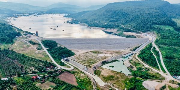 계룡건설 캄보디아 대형 수자원 사업 완수, 다운트리댐 성공적 준공 