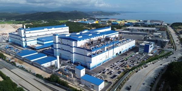 포스코퓨처엠 에코프로비엠 중국 배터리 소재 수출 제한에 반사 이익, 주가 6%대 급등 