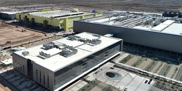 TSMC 미국에 최신 공정 반도체 투자 앞당긴다, 대만의 '실리콘 방패' 타협