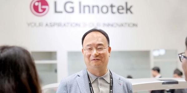 'V자 반등' 예고 LG이노텍 문혁수, 카메라모듈 '기술력'과 '생산 효율화'로 중국 추격 따돌린다 