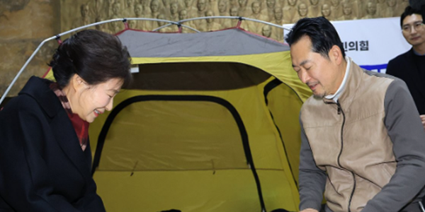 장동혁 '쌍특검 요구' 8일만에 단식 중단하고 병원행, 박근혜 중단 권유