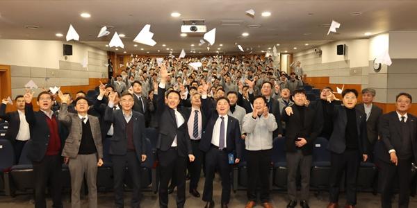 동부건설 창립 57주년, 윤진오 