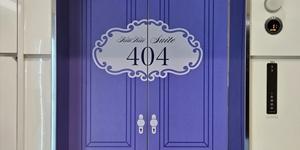 롯데면세점, 서울 잠실 월드타워점 엘리베이터 '케이팝 포토 리프트'로 꾸며 