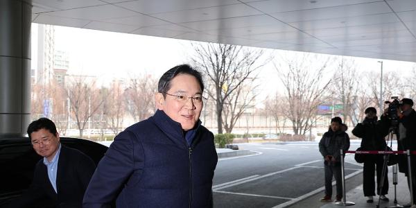 삼성전자 이재용, 미국 '이건희 컬렉션' 갈라 행사 참석 위해 출국