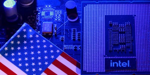 인텔에 미국 정부의 지분 투자 패착에 그치나, 