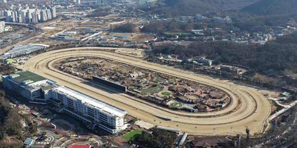 한국마사회 경마장 공공부지 개발 부글부글, 새 회장 우희종 '솔로몬의 지혜' 발휘할까