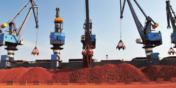 일본 다카이치 총선 압승은 중국의 전략 실패 확인, 희토류 수출 통제도 만능 아니다 