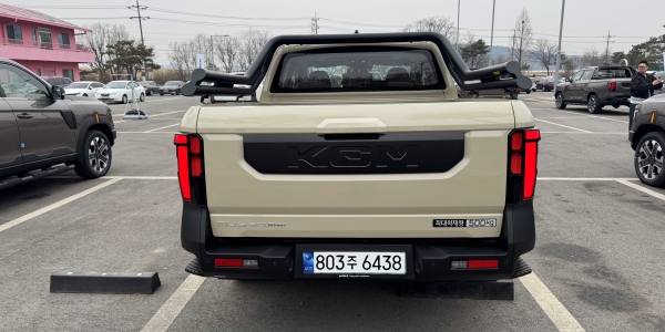 [시승기] KGM 신형 픽업트럭 '무쏘', 가솔린 '편안한 승차감' VS 디젤 '트럭 주행 감성'