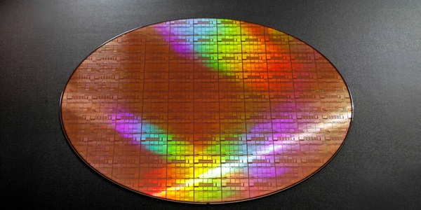 일본 '반도체 부활' 전략 투트랙, TSMC 투자 유치에 라피더스도 본격 육성