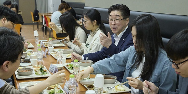 [Who Is ?] 김동원 고려대학교 총장 