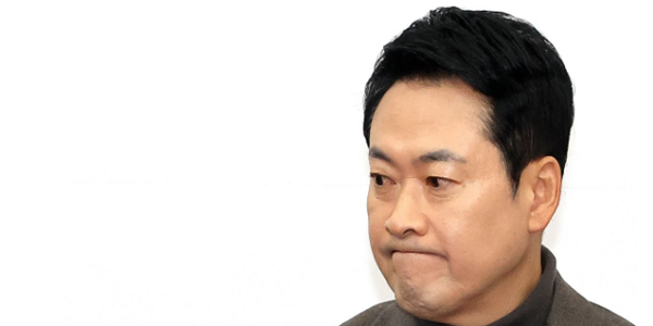 <a href='https://www.businesspost.co.kr/BP?command=article_view&num=394572' class='human_link' style='text-decoration:underline' target='_blank'>윤석열</a> 내란 1심 무기징역 선고, 국민의힘 드디어 '<a href='https://www.businesspost.co.kr/BP?command=article_view&num=394572' class='human_link' style='text-decoration:underline' target='_blank'>윤석열</a>과 절연' 나서나