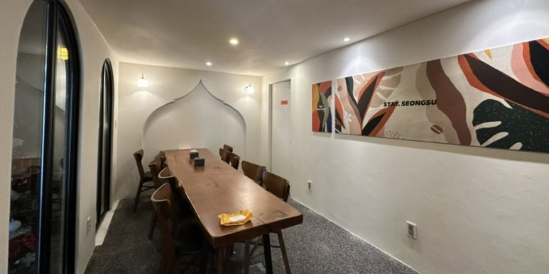 CU 'K컬처' GS '미래' 세븐 '뷰티' 이마트24 '휴식', 편의점 이색점포 '4색 경쟁'