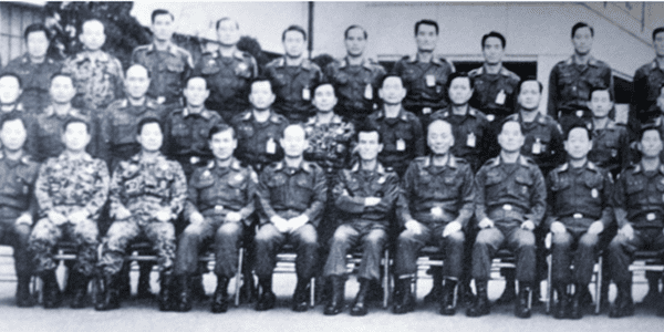 국방부 부대관리훈령 개정, 전두환·노태우 사진 군 부대서 내린다 