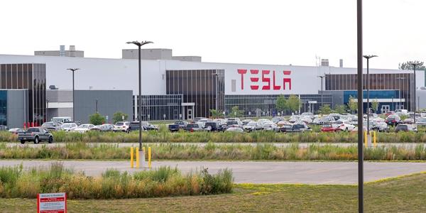 중국 태양광 기업들 주가 급등, 테슬라 대규모 프로젝트에 협업 가능성 부각