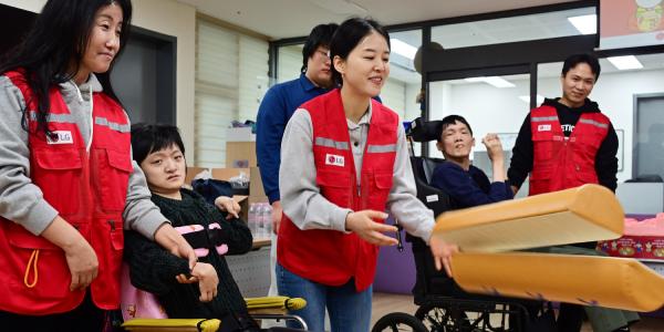 LG전자 임직원, 설 명절을 앞두고 어려운 이웃과 온정 나눠